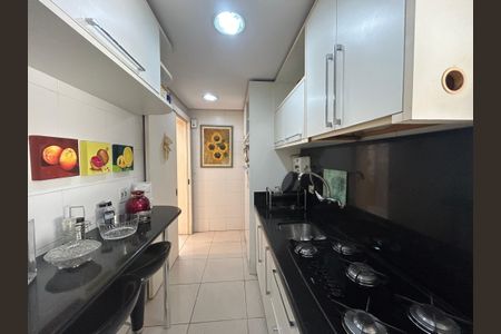 Apartamento para alugar com 170m², 3 quartos e 2 vagas Apartamento para alugar com 170m², 3 quartos e 2 vagasCozinha