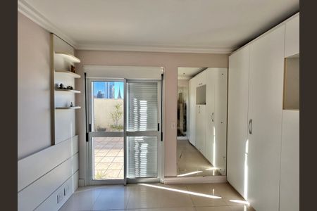 Apartamento para alugar com 170m², 3 quartos e 2 vagas Apartamento para alugar com 170m², 3 quartos e 2 vagasQuarto