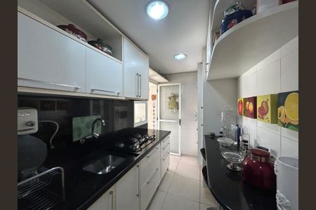 Apartamento para alugar com 170m², 3 quartos e 2 vagas Apartamento para alugar com 170m², 3 quartos e 2 vagasCozinha