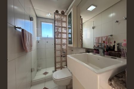 Apartamento para alugar com 170m², 3 quartos e 2 vagas Apartamento para alugar com 170m², 3 quartos e 2 vagasBanheiro da Suíte