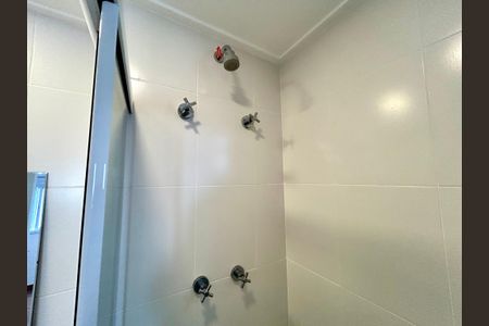 Apartamento para alugar com 86m², 2 quartos e 1 vaga Apartamento para alugar com 86m², 2 quartos e 1 vagaBanheiro da Suíte 2