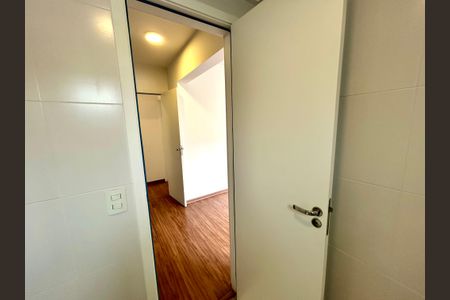 Apartamento para alugar com 86m², 2 quartos e 1 vaga Apartamento para alugar com 86m², 2 quartos e 1 vagaBanheiro da Suíte 1