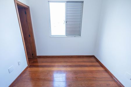 Apartamento à venda com 90m², 3 quartos e 2 vagasquarto 1