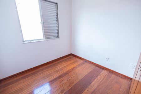 Apartamento à venda com 90m², 3 quartos e 2 vagasquarto 3