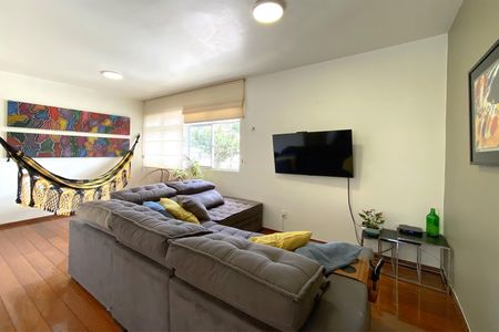 Sala de apartamento à venda com 3 quartos, 111m² em Santo Antônio, Belo Horizonte