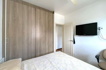 Apartamento à venda com 111m², 3 quartos e 2 vagasQuarto 2