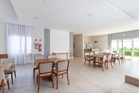 Apartamento para alugar com 43m², 2 quartos e 1 vagaÁrea comum - Salão de festas