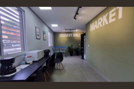 Apartamento para alugar com 34m², 2 quartos e sem vagaÁrea comum 