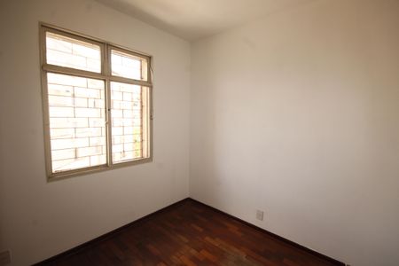 Apartamento à venda com 100m², 3 quartos e 2 vagasquarto 3