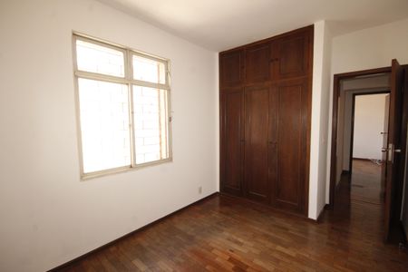 Apartamento à venda com 100m², 3 quartos e 2 vagasquarto 1
