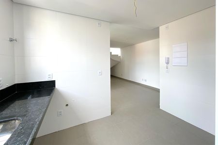 Apartamento à venda com 135m², 3 quartos e 2 vagas Apartamento à venda com 135m², 3 quartos e 2 vagasCozinha