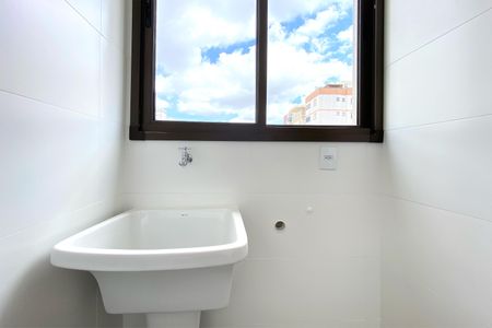 Apartamento à venda com 135m², 3 quartos e 2 vagas Apartamento à venda com 135m², 3 quartos e 2 vagasÁrea de Serviço