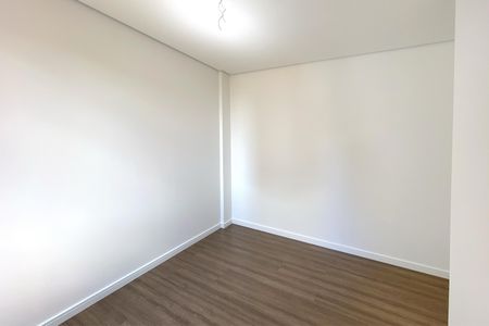 Apartamento à venda com 135m², 3 quartos e 2 vagas Apartamento à venda com 135m², 3 quartos e 2 vagasQuarto 2