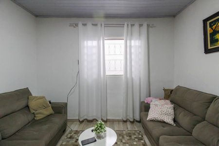 Casa à venda com 150m², 4 quartos e 2 vagasSala