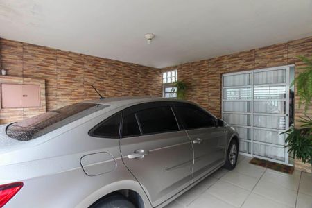 Casa à venda com 150m², 4 quartos e 2 vagasGaragem