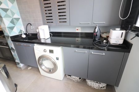 Apartamento à venda com 51m², 2 quartos e 1 vagaCozinha e Área de Serviço