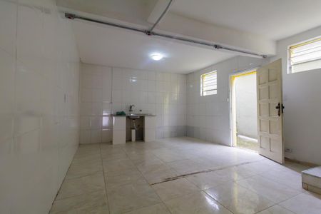 Casa à venda com 180m², 3 quartos e sem vagaSala e Cozinha
