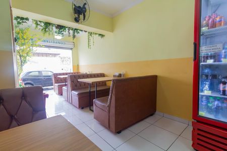 Casa à venda com 180m², 3 quartos e sem vagaGaragem