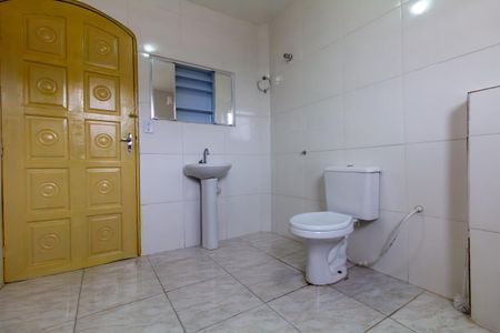 Casa à venda com 180m², 3 quartos e sem vagaBanheiro