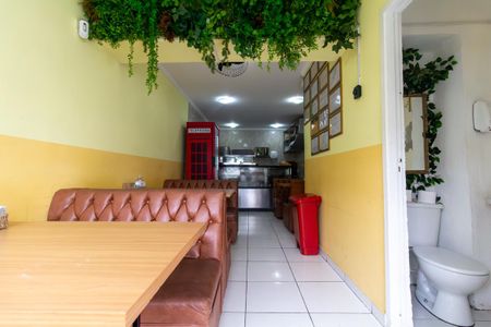 Casa à venda com 180m², 3 quartos e sem vagaGaragem