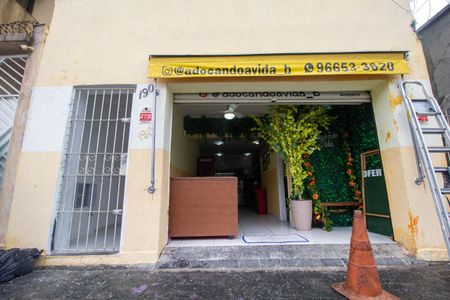 Casa à venda com 180m², 3 quartos e sem vagaFachada