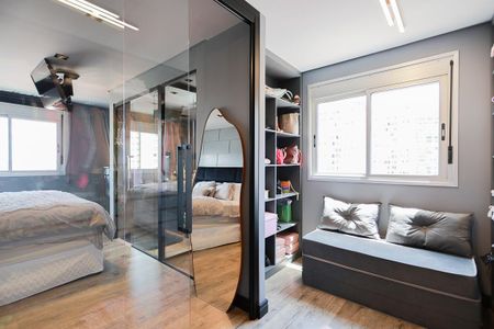 Apartamento à venda com 80m², 1 quarto e 1 vagaCloset da suíte