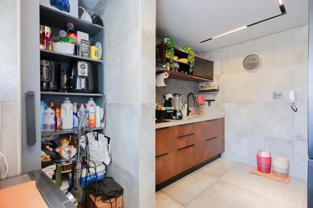 Apartamento à venda com 80m², 1 quarto e 1 vagaCozinha e área de serviço