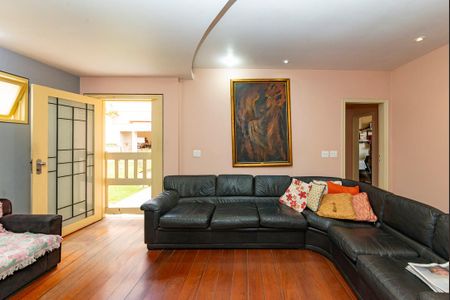 Casa à venda com 622m², 5 quartos e 5 vagas Casa à venda com 622m², 5 quartos e 5 vagasSala 3