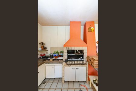 Casa à venda com 622m², 5 quartos e 5 vagas Casa à venda com 622m², 5 quartos e 5 vagasVaranda gourmet