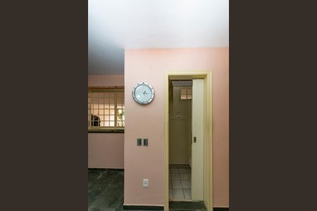 Casa à venda com 622m², 5 quartos e 5 vagas Casa à venda com 622m², 5 quartos e 5 vagasQuarto de Serviço