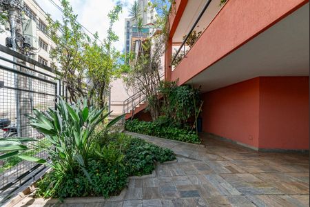 Casa à venda com 622m², 5 quartos e 5 vagas Casa à venda com 622m², 5 quartos e 5 vagasGaragem