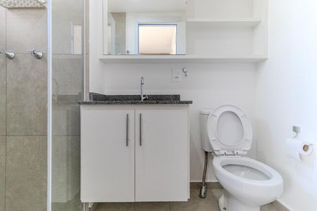Apartamento para alugar com 30m², 1 quarto e sem vagaBanheiro da Suíte
