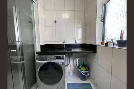 Apartamento à venda com 69m², 2 quartos e 1 vagaÁrea de Serviço