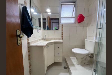 Apartamento à venda com 69m², 2 quartos e 1 vagaBanheiro Social