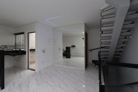 Sala de casa à venda com 2 quartos, 110m² em Santa Terezinha, Santo André