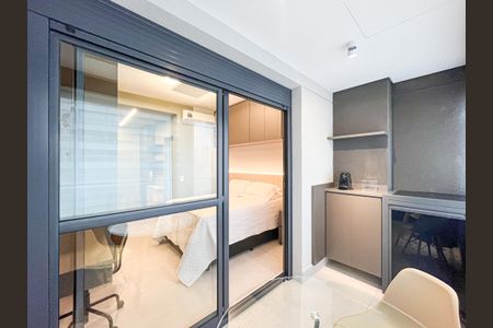 Studio para alugar com 26m², 1 quarto e sem vagaSacada