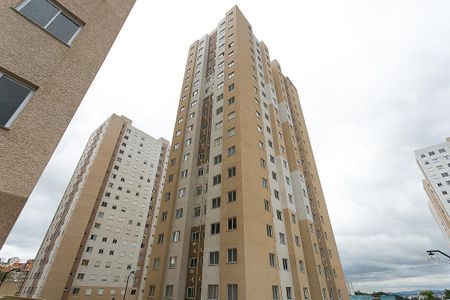 Apartamento à venda com 37m², 2 quartos e 1 vaga Apartamento à venda com 37m², 2 quartos e 1 vagaFachada