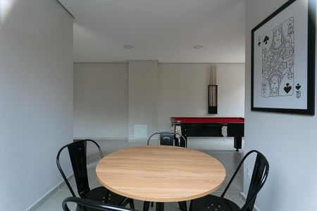 Apartamento à venda com 37m², 2 quartos e 1 vaga Apartamento à venda com 37m², 2 quartos e 1 vagaÁrea comum