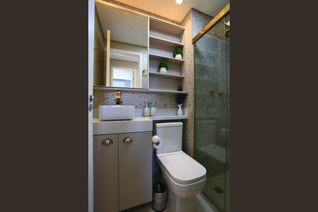 Apartamento à venda com 37m², 2 quartos e 1 vaga Apartamento à venda com 37m², 2 quartos e 1 vagaBanheiro