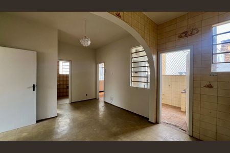 Apartamento para alugar com 101m², 3 quartos e 1 vagaCopa