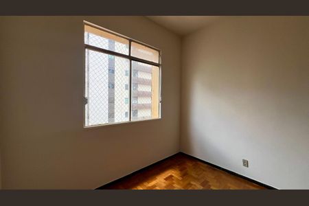 Apartamento para alugar com 101m², 3 quartos e 1 vagaQuarto 3