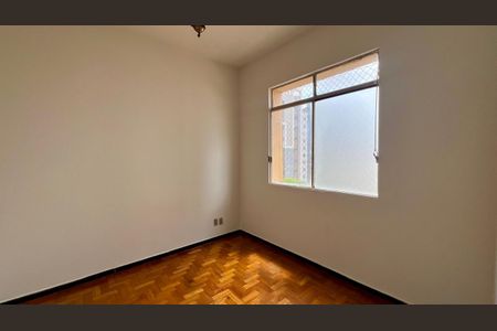 Apartamento para alugar com 101m², 3 quartos e 1 vagaQuarto 2
