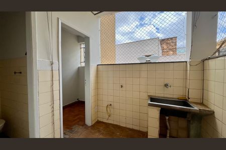Apartamento para alugar com 101m², 3 quartos e 1 vagaÁrea de Serviço