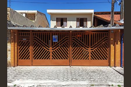 Casa à venda com 133m², 3 quartos e 3 vagasFachada 