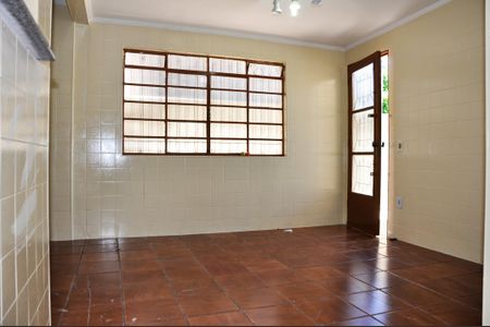 Casa à venda com 133m², 3 quartos e 3 vagasCopa