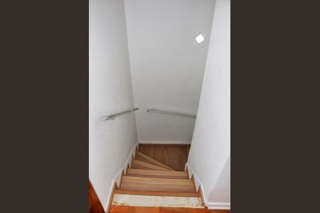 Casa à venda com 133m², 3 quartos e 3 vagasEscada