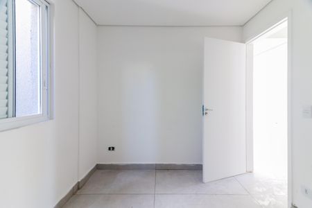 Quarto 2 de apartamento para alugar com 2 quartos, 56m² em Ferreira, São Paulo