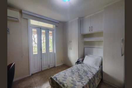 Casa de condomínio para alugar com 220m², 3 quartos e 2 vagasSuíte 3