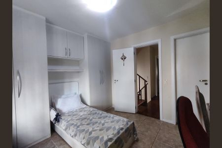 Casa de condomínio para alugar com 220m², 3 quartos e 2 vagasSuíte 3