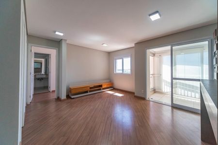 Apartamento para alugar com 67m², 2 quartos e 1 vaga Apartamento para alugar com 67m², 2 quartos e 1 vagaSala